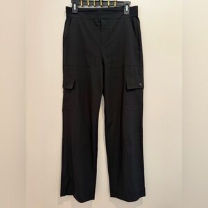Lou & Grey Wide Leg Athletic Cargo Pants, Black - Size Small